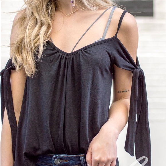 Free People Believe Me Cold Shoulder Top - Picture 2 of 2
